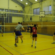 Соревнования по волейболу в Студгородке